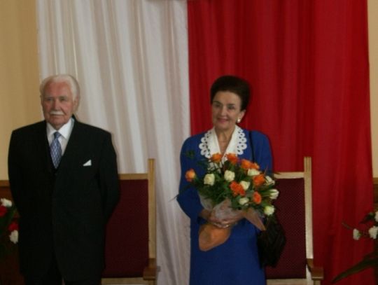 Wspomnienie z wizyty Ryszarda Kaczorowskiego w Tomaszowie Wspomnienie z wizyty Ryszarda Kaczorowskiego w Tomaszowie