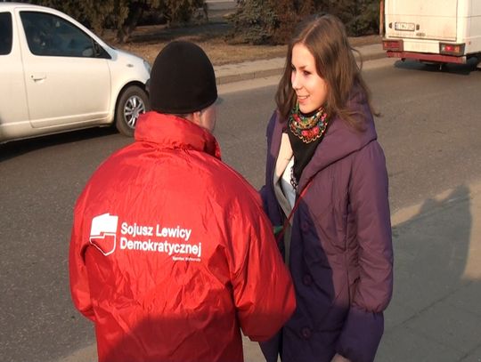 SLD rozdawało kwiaty