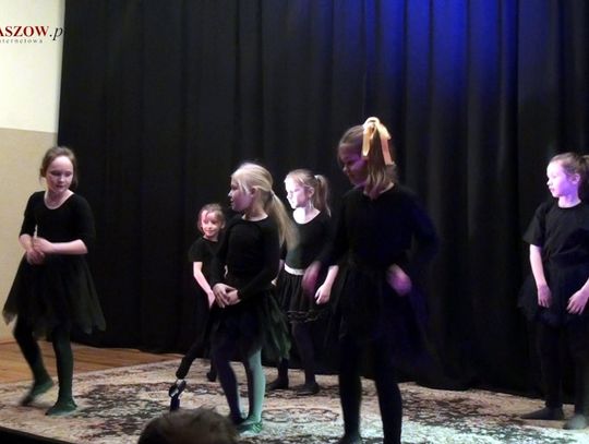 "Artystyczna laurka dla babci i dziadka" w Miejskim Centrum Kultury, filia DOK