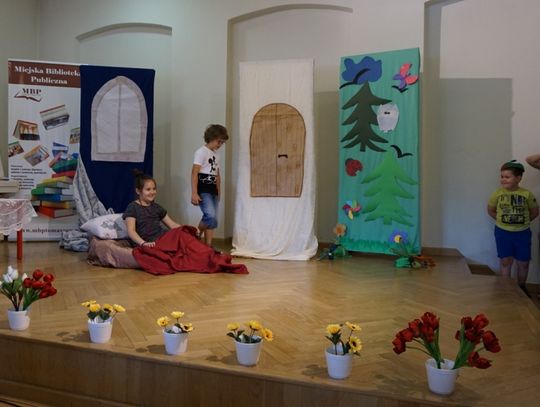 W bibliotece jak w kalejdoskopie, czyli 101 pomysłów na wakacje