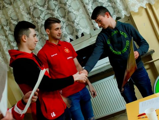 Spotkanie z piłkarzami Widzewa w Tomaszowie Maz. Spotkanie z piłkarzami Widzewa w Tomaszowie Maz.