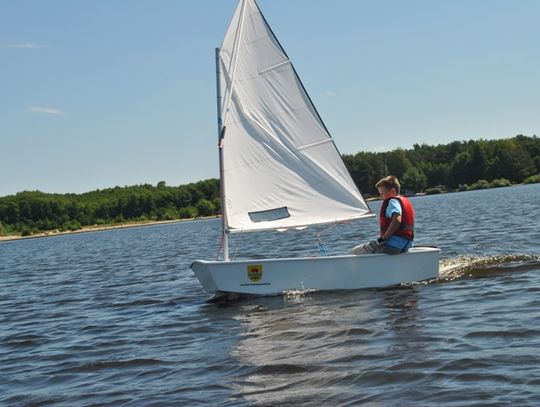 Optimistycznie z Tomaszowskim Klubem Żeglarskim Optimistycznie z Tomaszowskim Klubem Żeglarskim