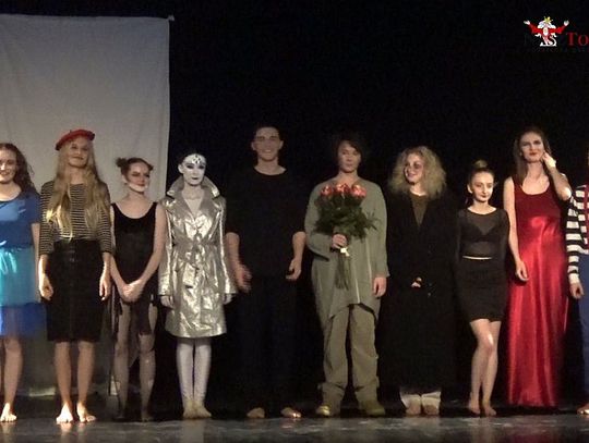 "Trzcina nigdy nie wyjdzie z człowieka" "Trzcina nigdy nie wyjdzie z człowieka"