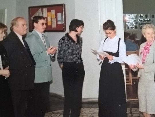 Dorota Habiera- Czaplinska, dyrektor Tytus Dziedzic, Grzegorz Szczurowski, Urszula Wojtkiewicz, Anna Zdonek i dyrektor Maria Zakrzewska 
