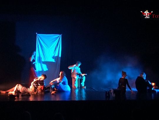 "Trzcina nigdy nie wyjdzie z człowieka" "Trzcina nigdy nie wyjdzie z człowieka"