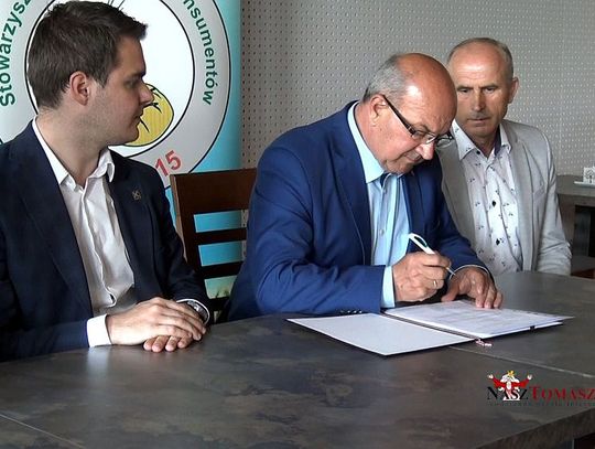 Podpisanie porozumienia przedwyborczego w Opocznie Podpisanie porozumienia przedwyborczego w Opocznie