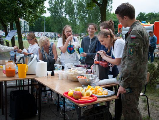 Festyn &quot;Czas na zdrowie&quot; w Gimnazjum nr 6 im. ks. Jana Twardowskiego