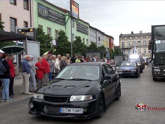 Parada uliczna na Dniach Tomaszowa 2018