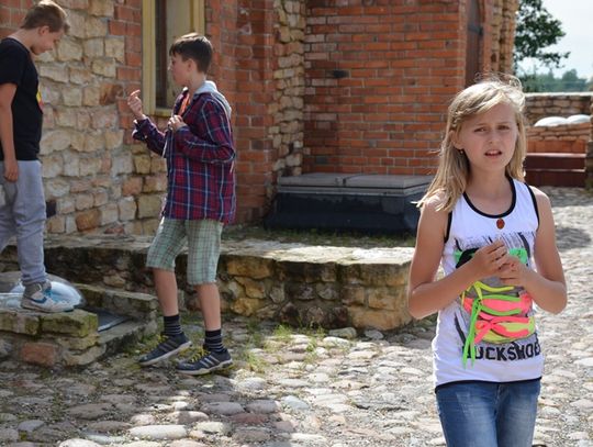 Czytali Legendy na zamku w Inowłodzu