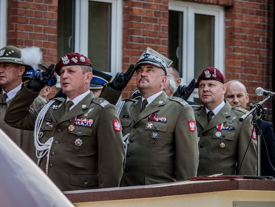 Przekazanie obowiązków dowódcy 25BKPow. Przekazanie obowiązków dowódcy 25BKPow.