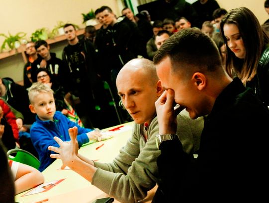 Spotkanie z piłkarzami Widzewa w Tomaszowie Maz. Spotkanie z piłkarzami Widzewa w Tomaszowie Maz.