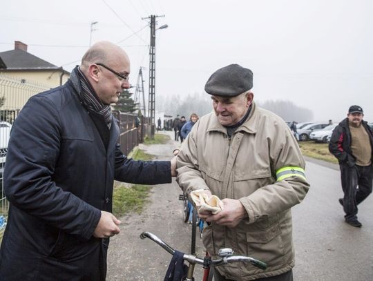 Odblaskowe Święta w gminie Ujazd