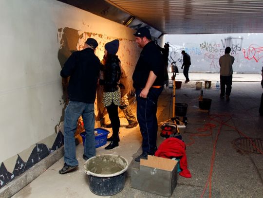 Galeria w przejściu - Pocałunek Miłości