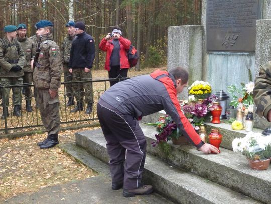 Uczcili Święto Niepodległości w kajakach