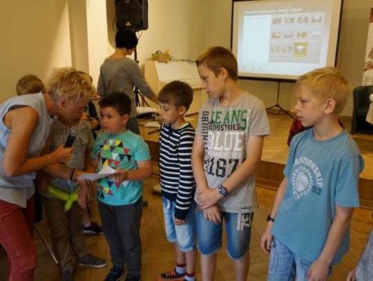 W bibliotece jak w kalejdoskopie, czyli 101 pomysłów na wakacje