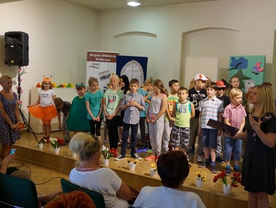 W bibliotece jak w kalejdoskopie, czyli 101 pomysłów na wakacje