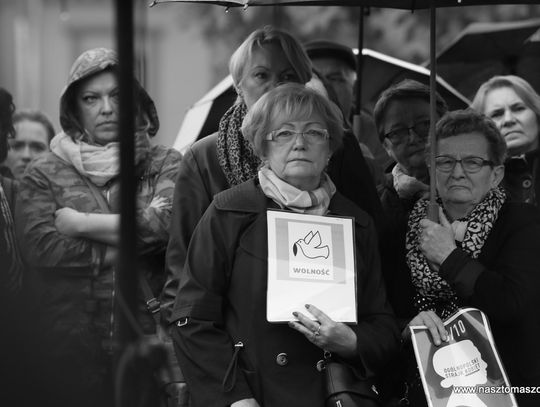 Protestowały na czarno