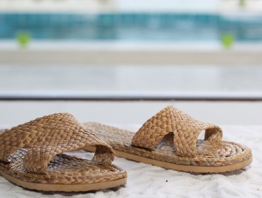 9 zwyczajów z całego świata, które warto znać. Jak zachować się w innych krajach?