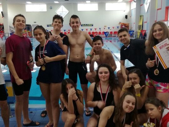 FINAŁ WOJEWÓDZKI  W PŁYWANIU DRUŻYNOWYM