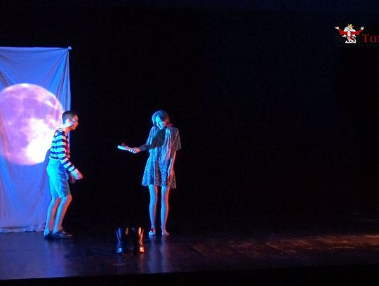 "Trzcina nigdy nie wyjdzie z człowieka" "Trzcina nigdy nie wyjdzie z człowieka"