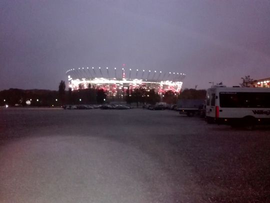 Widok sprzed dworca PKP Warszawa - Stadion