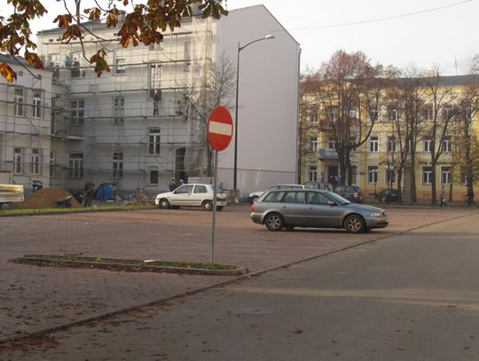 Płatny parking przy ul. Kawki