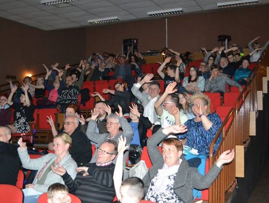 Tomaszowianie w rejsie na Pogorii