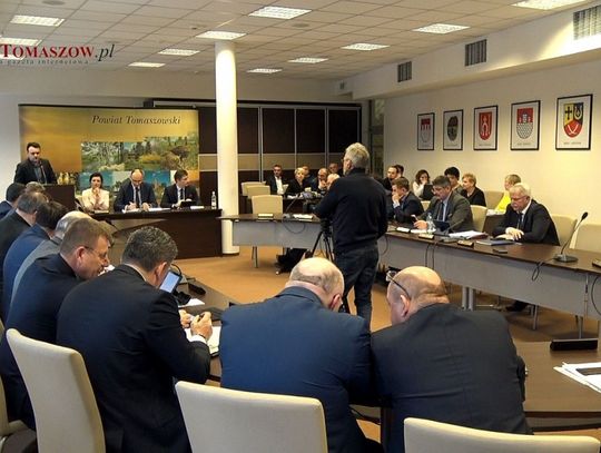 XLIV nadzwyczajna sesja Rady Powiatu w Tomaszowie Mazowieckim