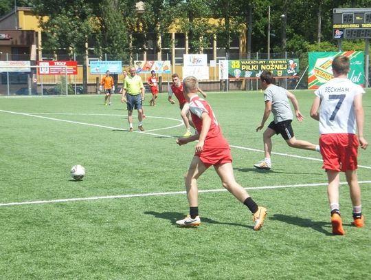 Trwa wakacyjny festiwal piłki nożnej Trwa wakacyjny festiwal piłki nożnej