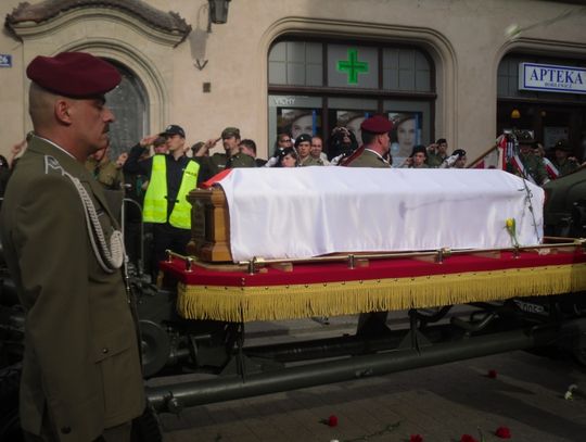 Wszyscy rodzimy się do służby