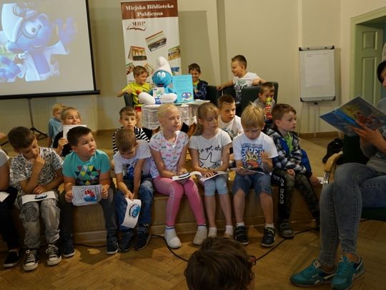 W bibliotece jak w kalejdoskopie, czyli 101 pomysłów na wakacje