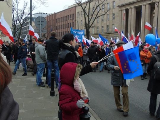 Nowocześni z Tomaszowa protestowali w Warszawie