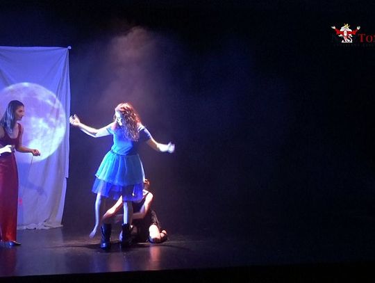 "Trzcina nigdy nie wyjdzie z człowieka" "Trzcina nigdy nie wyjdzie z człowieka"