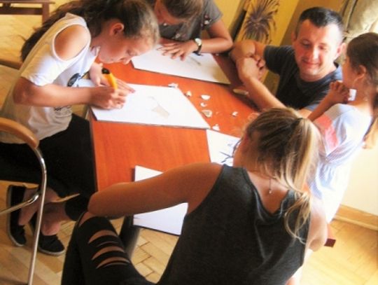 Kulturalny piątek z plastyką w tle