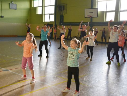 Zumba w Zespole Szkolno- Przedszkolnym nr 8