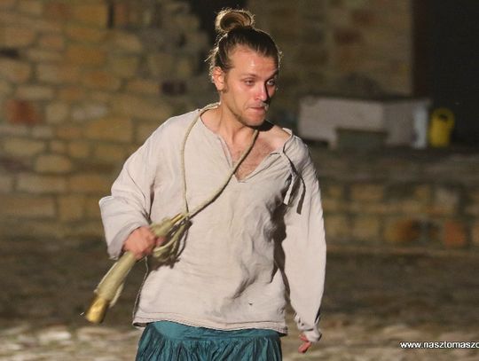 Ogień na zamku w Inowłodzu Ogień na zamku w Inowłodzu