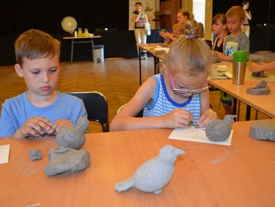 Wakacyjne warsztaty ceramiki w DOK-u