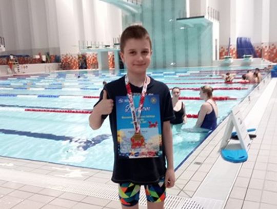 Najmłodsi pływacy MUKS Wiking na Mistrzostwach woj. łódzkiego roczników 9, 10, 11   latków