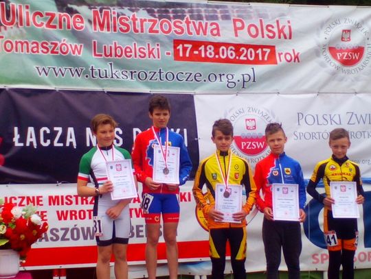 4 srebra Jakuba Piotrowskiego w Ulicznych Mistrzostwach Polski w jeździe szybkiej na wrotkach w Tomaszowie Lubelskim