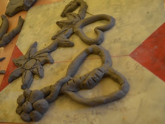 Wakacyjne warsztaty ceramiki w DOK-u