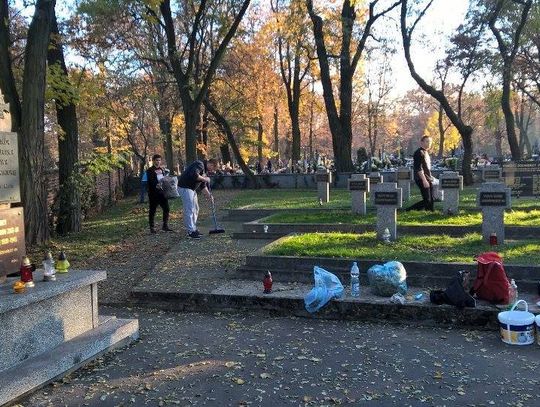 Młodzież Wszechpolska bohaterom