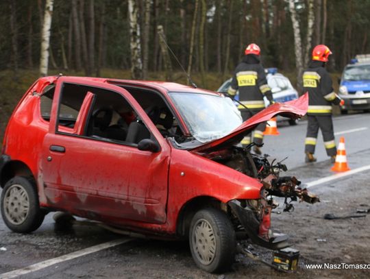 Tragiczny finał wypadku. Kierowca Fiata nie żyje