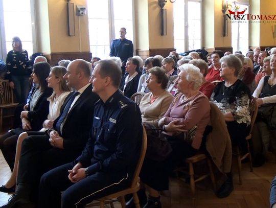 &quot;Z troski o babcie i dziadków nie tylko przy okazji ich święta&quot; - spotkanie profilaktyczne