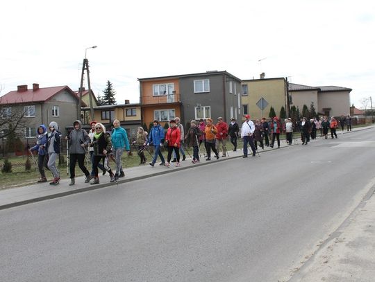 Nordic Walking na leśnych ścieżkach