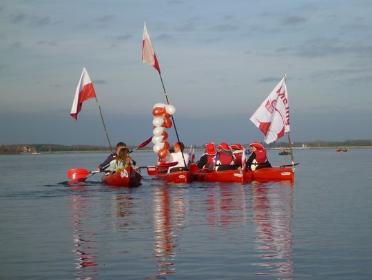 Niepodległość w kajaku