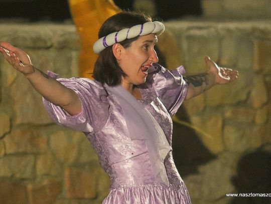 Ogień na zamku w Inowłodzu Ogień na zamku w Inowłodzu