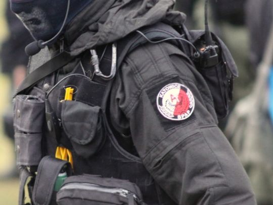 Uwolnili zakładników uwięzionych w autobusie