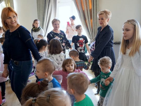 2 kwietnia obchodzimy Międzynarodowy Dzień Książki dla Dzieci. Dlaczego akurat tego dnia? 2 kwietnia obchodzimy Międzynarodowy Dzień Książki dla Dzieci. Dlaczego akurat tego dnia?