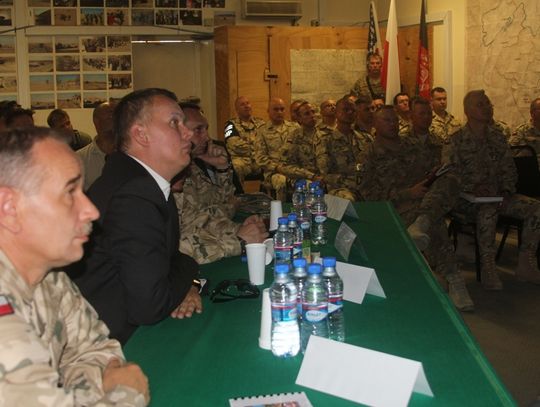 Minister Obrony Narodowej Tomasz Siemoniak z wizytą w Ghazni