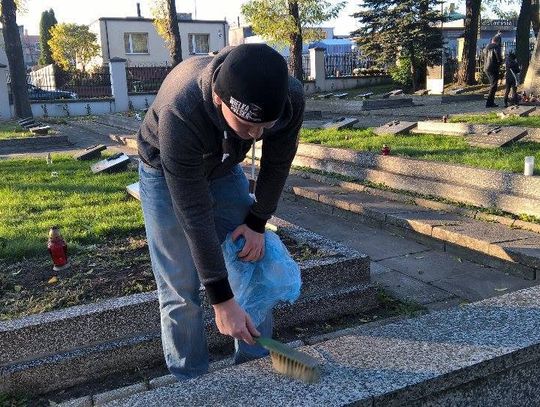 Młodzież Wszechpolska bohaterom